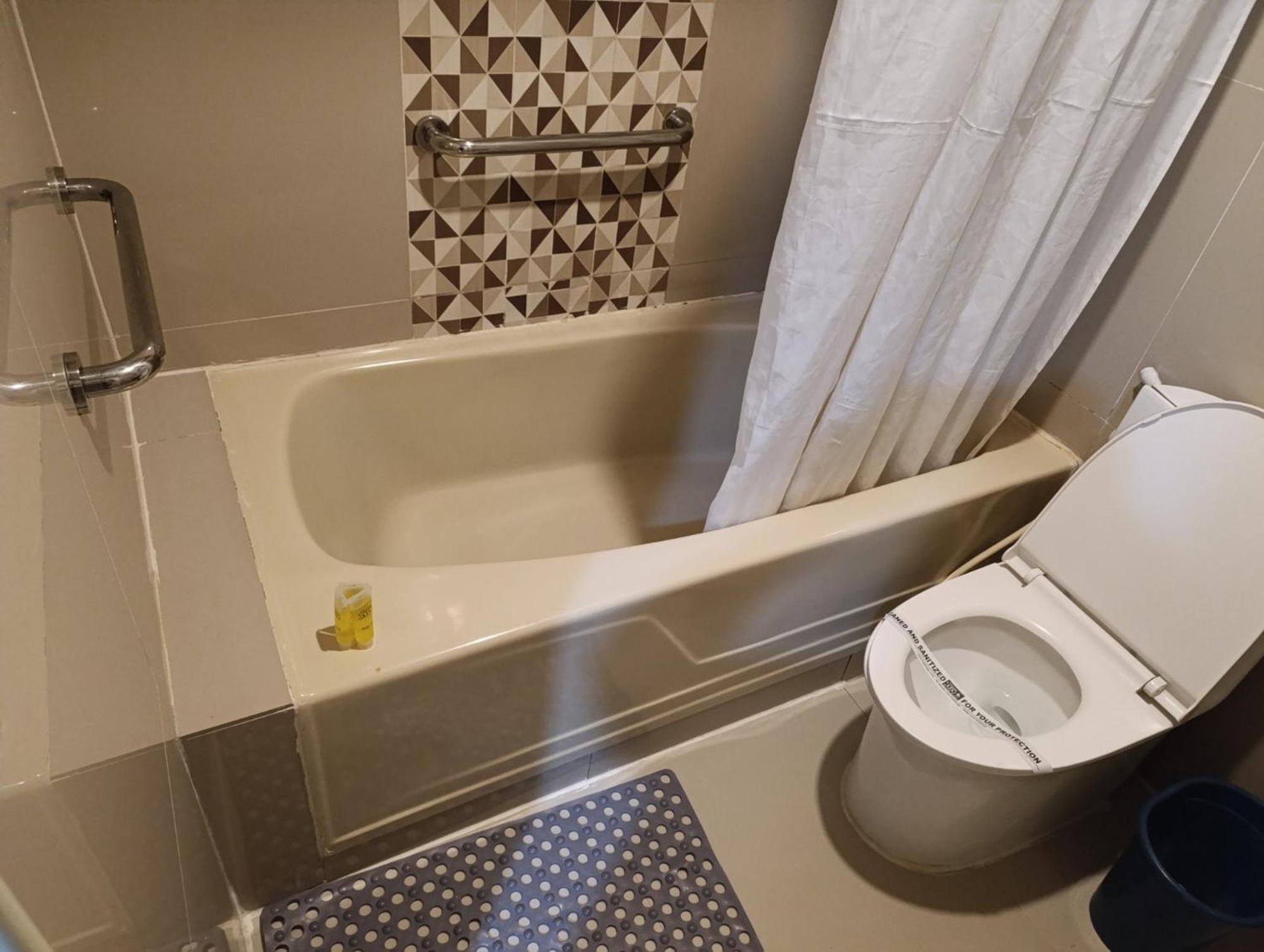 Hotel Sogo Quirino Маніла Екстер'єр фото